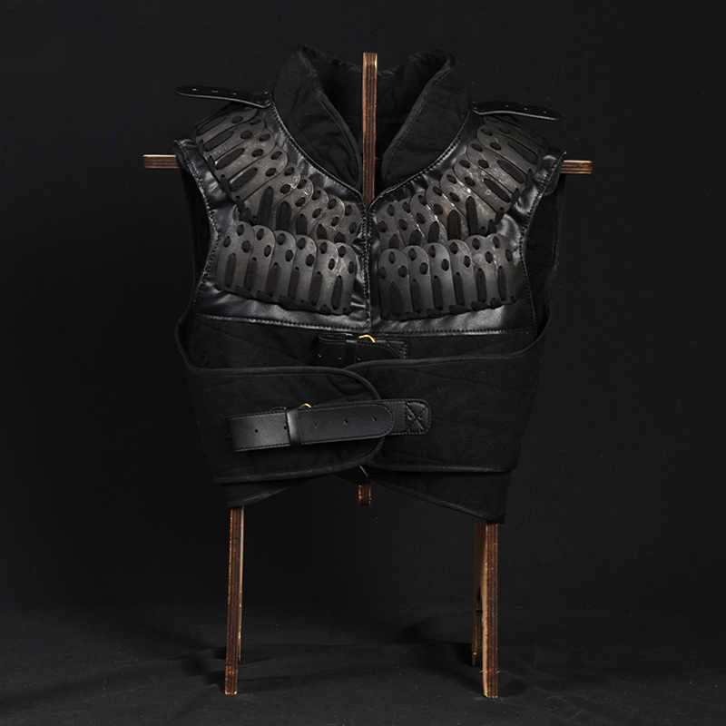 Armadura de hombro antigua con placas y fijaciones, escamas dragón - imagen 4