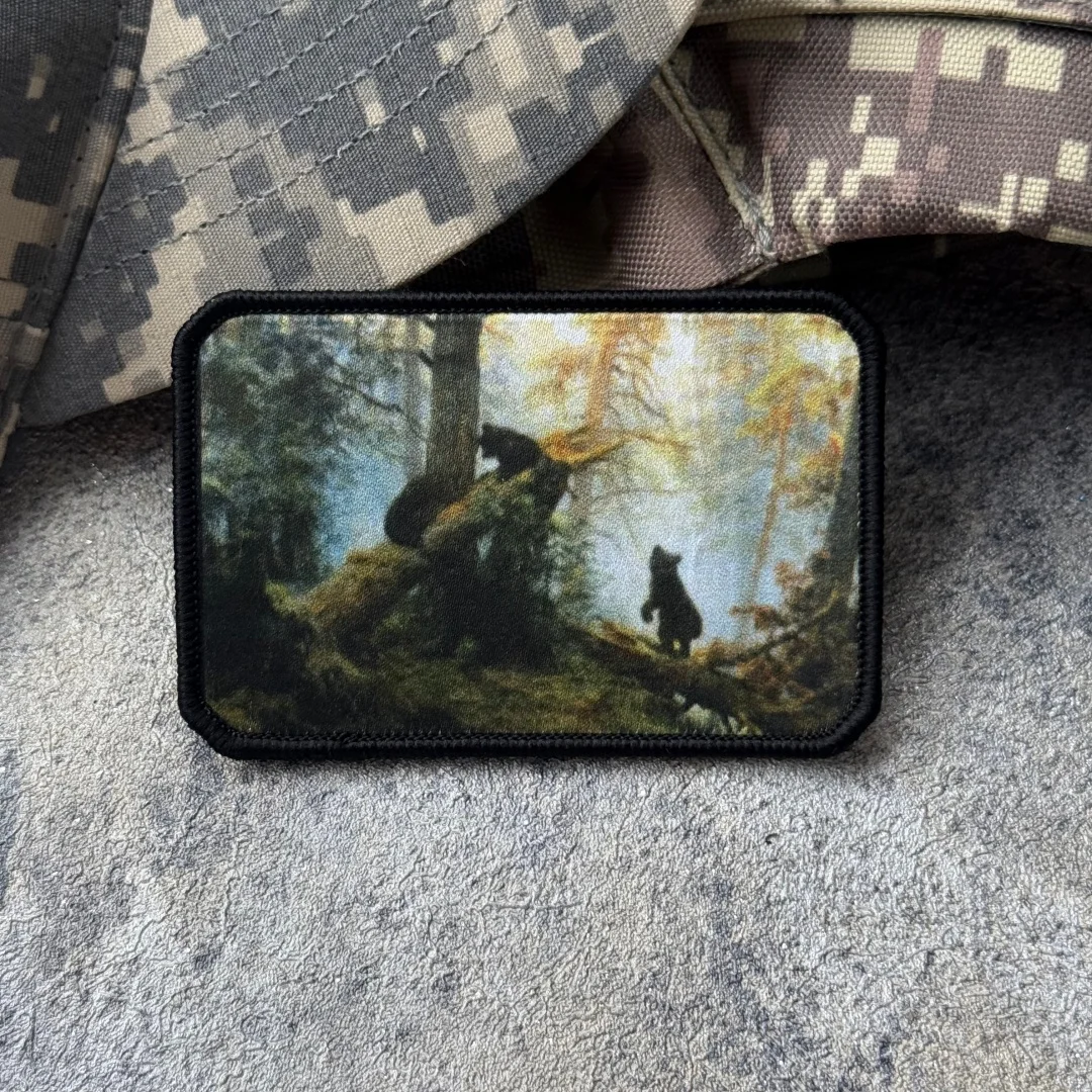 Parche estampado Morning in Pine Forest con velcro para ropa - imagen 5