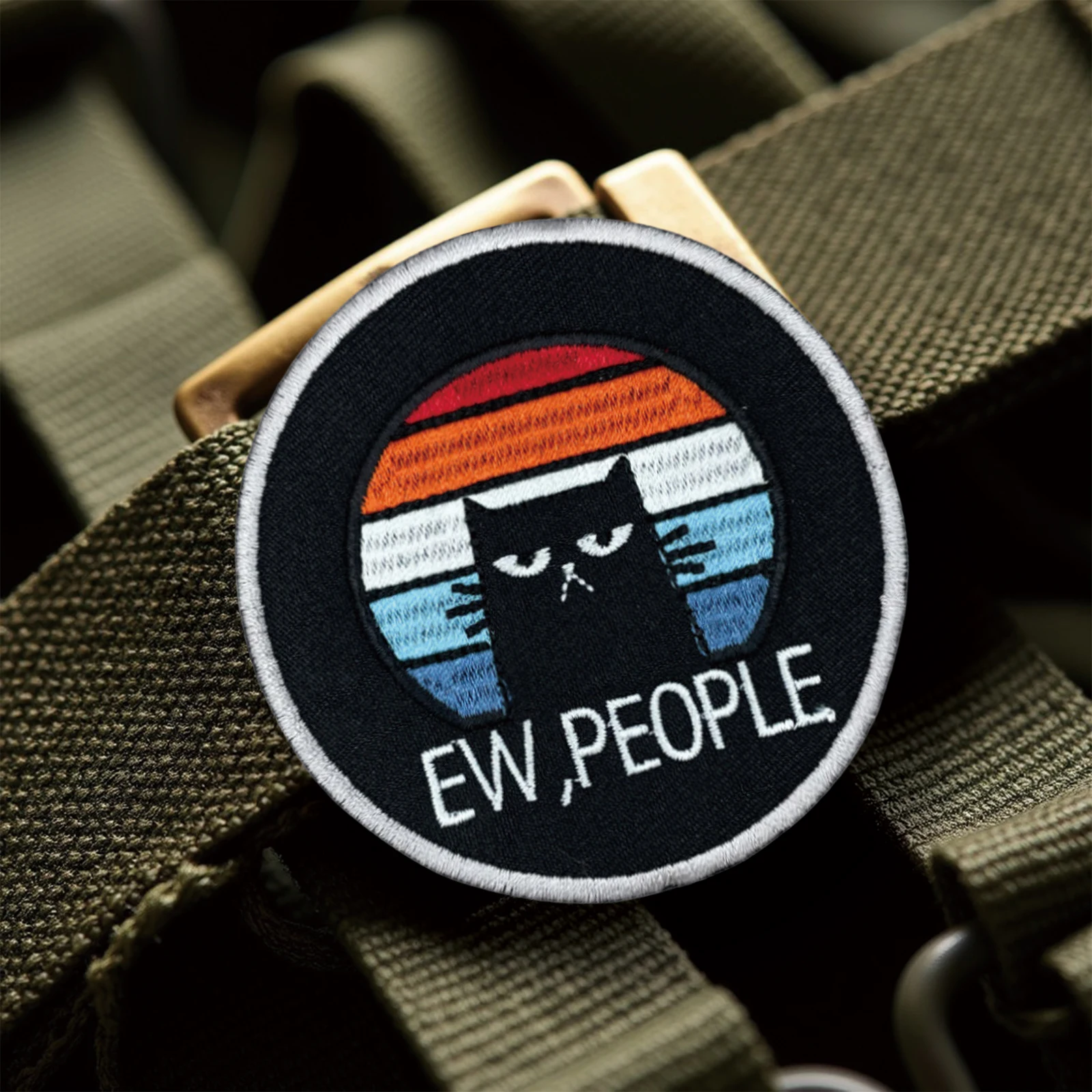 Ew People Cat Funny Meme Velcros Parche Cierre de gancho y bucle Insignia bordada para mochila táctica Molle, chaqueta, gorras - imagen 4