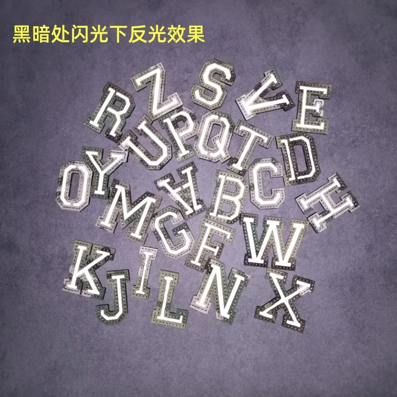 26 letras en inglés cortadas con láser, gancho reflectante y aspecto de camuflaje, combinación libre, brazalete, insignia de moral DIY, paquete de pegatinas - imagen 3