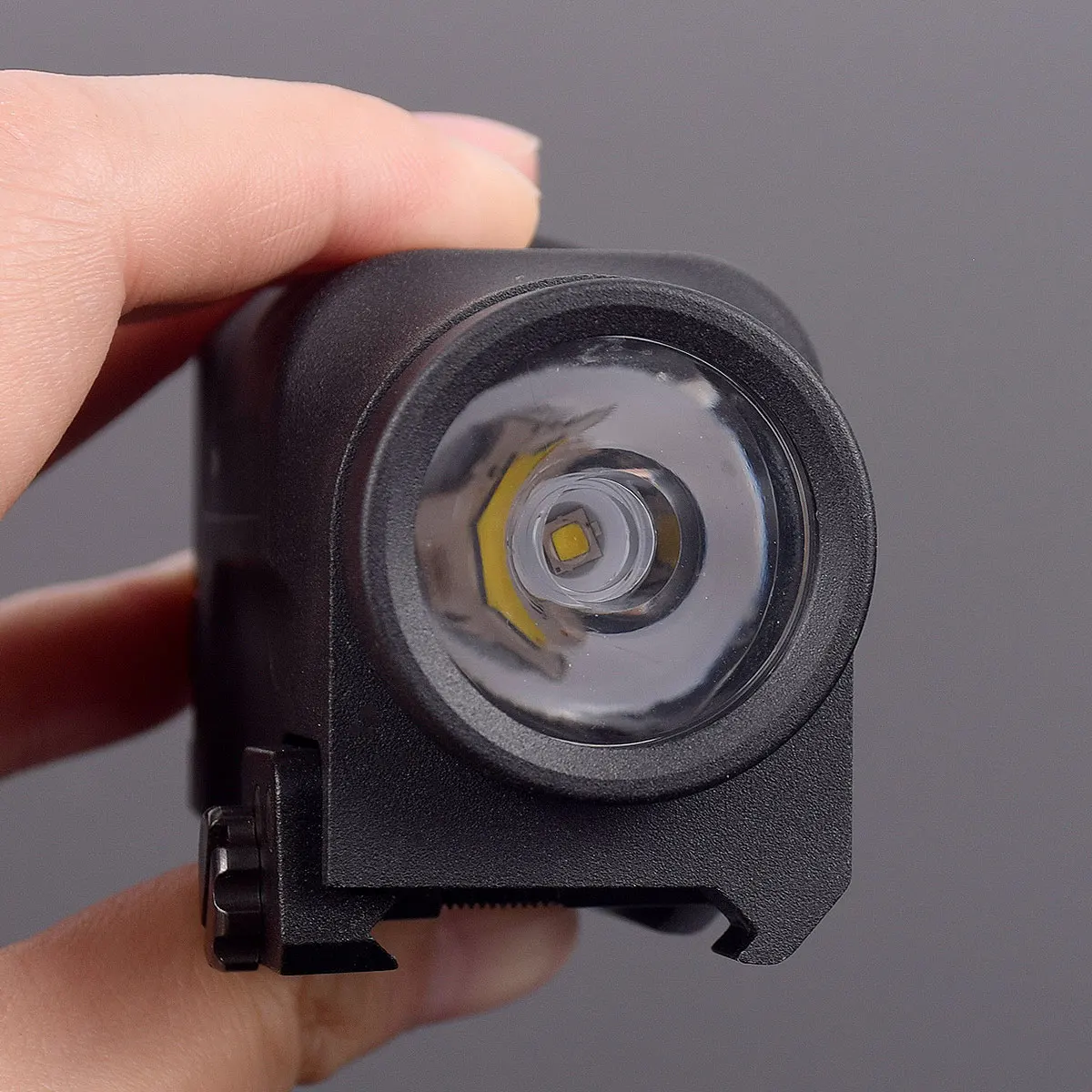 Zenitco-luz táctica de Metal GEN 2 KLESCH 2U AK-SD para armas, montaje en riel de 20mm con interruptor estroboscópico para linterna LED AK47 AK74 - imagen 2