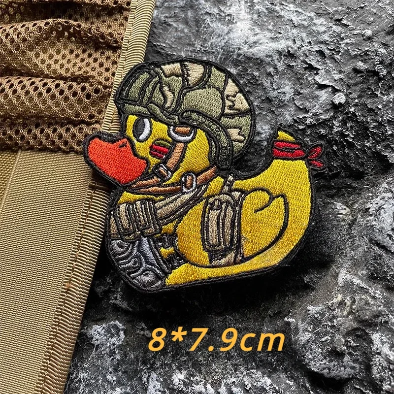 Parches bordados de PVC de pato amarillo armado, gancho y bucle, accesorios tácticos militares, insignia de moral, brazalete, emblema reflectante - imagen 5