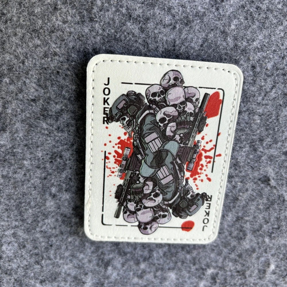 Parche táctico con estampado de calavera del Joker, parches con emblema de gancho y bucle, insignia de moral militar, brazalete del ejército, pegatinas para mochila Chevron - imagen 4