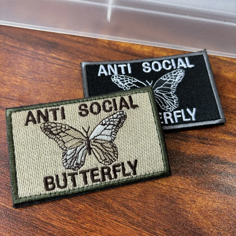 Parche táctico de mariposa antisocial, Bandera de mariposa militar, insignia de moral Multitan, bordado, Parche de gancho y bucle, pegatinas de mochila - imagen 2