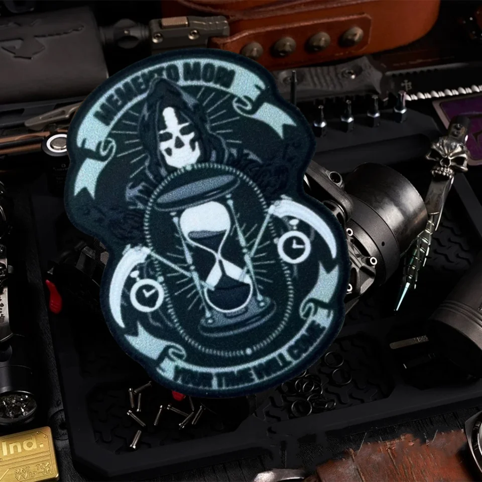 Memento Mori Your Time Will Come Morale insignia parche impreso brazalete del ejército táctico militar gancho y bucle parche pegatinas para mochila