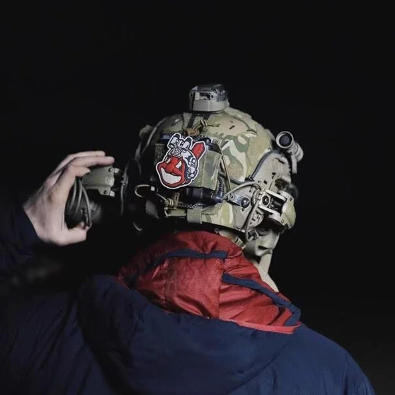 Parches tácticos de calavera con gancho y bucle, brazalete de soldado, telescopio de PVC, monstruo de cuatro ojos, visión nocturna, pegatina de mochila, insignia de moral - imagen 5