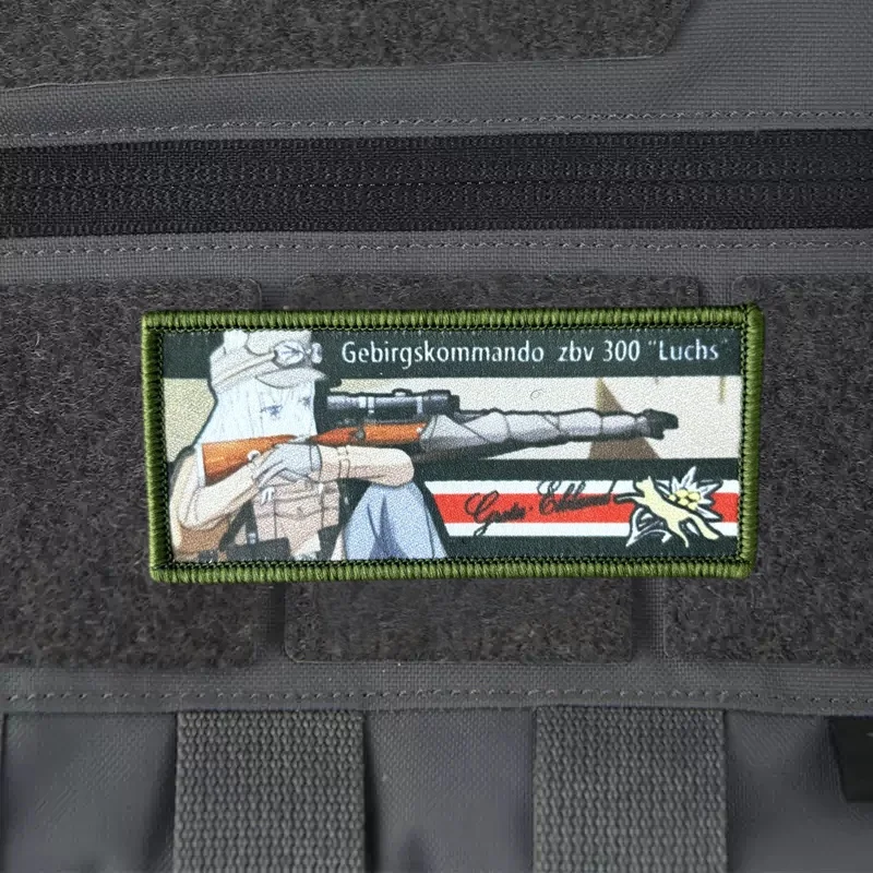 Parche táctico con estampado de chica, insignia de moral de belleza, parche militar con gancho, pegatina para mochila para ropa, brazalete - imagen 3