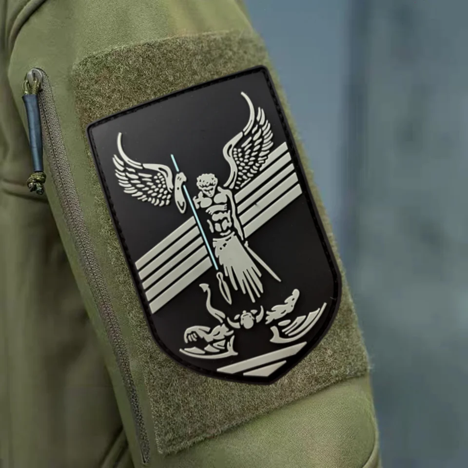 Insignia de moral "buenos siempre ganancias" en la ropa, parche de gancho y bucle de PVC del Arcángel, brazalete militar del ejército de Ángel, pegatinas tácticas para mochila - imagen 5