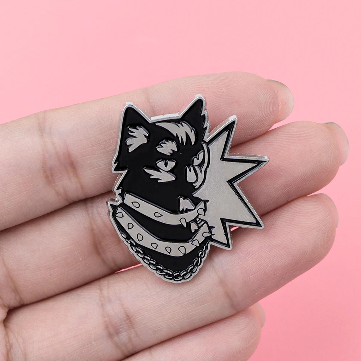 Pin esmalte gato negro punk gótico con estrellas para chaquetas - imagen 4