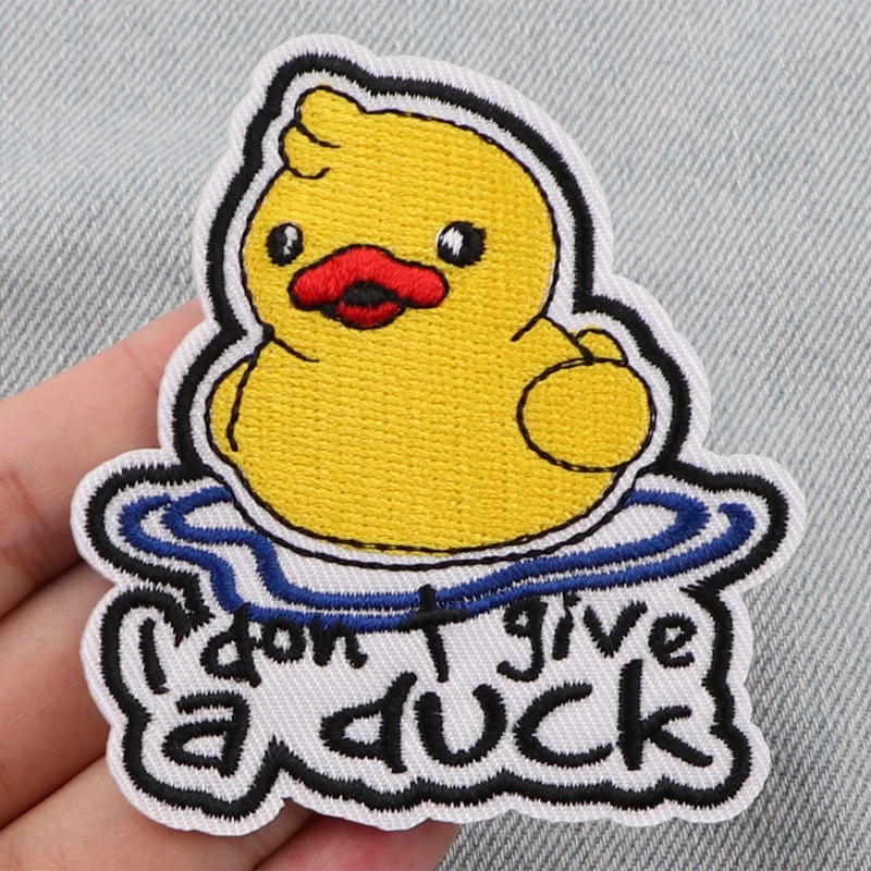Parche de planchado con dibujos animados de pato travieso, bordado de Anime, ropa, accesorios de equipaje, pegatinas para pantalones, nuevo - imagen 3