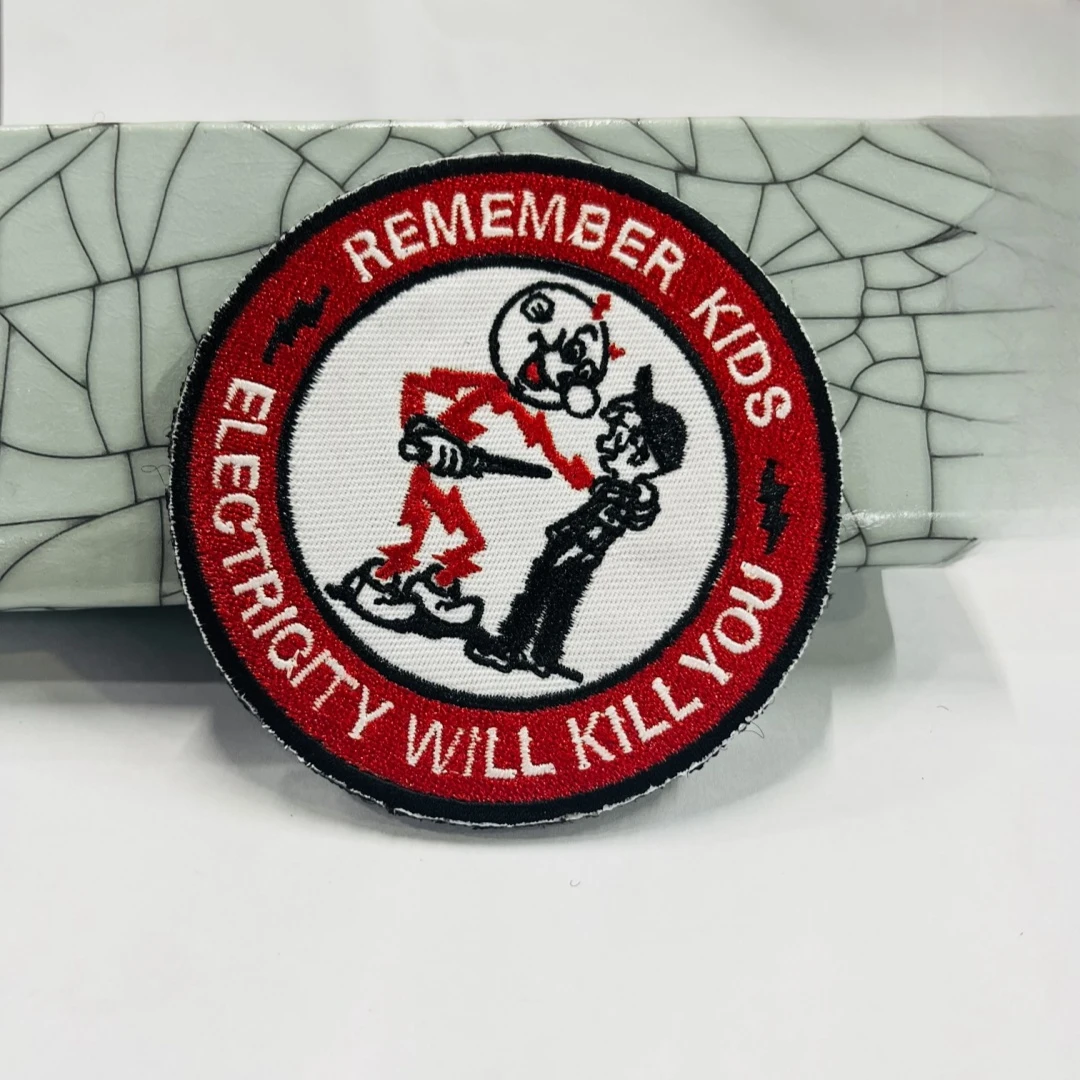 Insignia bordada para niños, pegatinas para mochilas, equipo táctico para exteriores, para mantenerse seguro y lejos de la moral de la electricidad - imagen 4