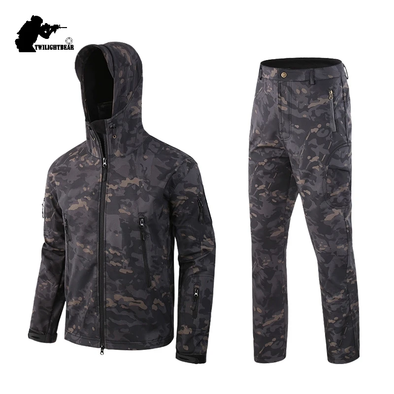 Trajes de camuflaje SoftShell para exteriores para hombre, conjunto de ropa de lana impermeable de gran tamaño 5XL, ropa para hombre, traje de caza para acampar A2F051