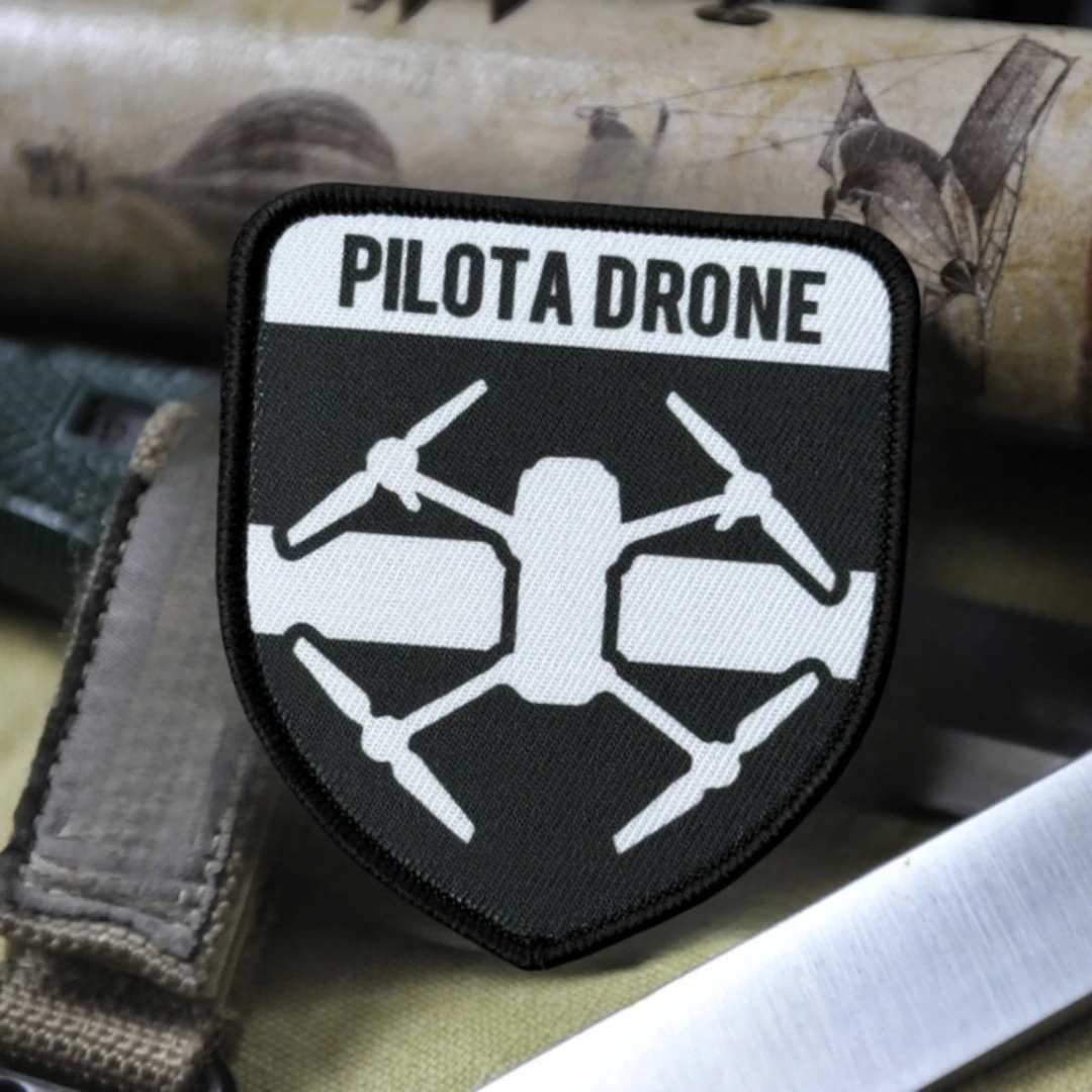 Parche táctico de moral de piloto, insignia de escudo de piloto de Dron, parches de gancho y bucle impresos para ropa, pegatina de emblema militar - imagen 3
