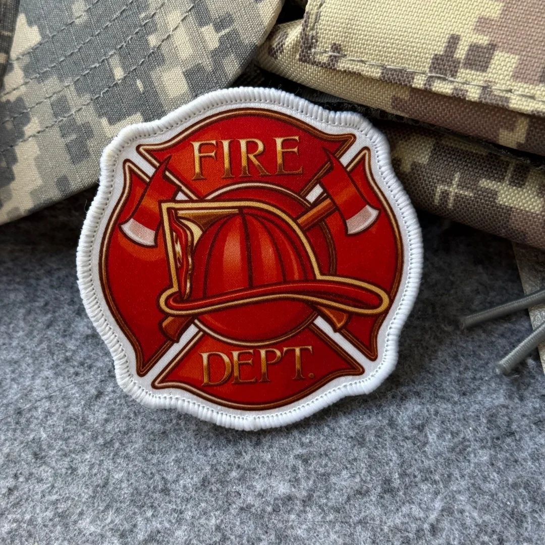 Parche táctico militar cruz maltesa con velcro para mochila - imagen 5
