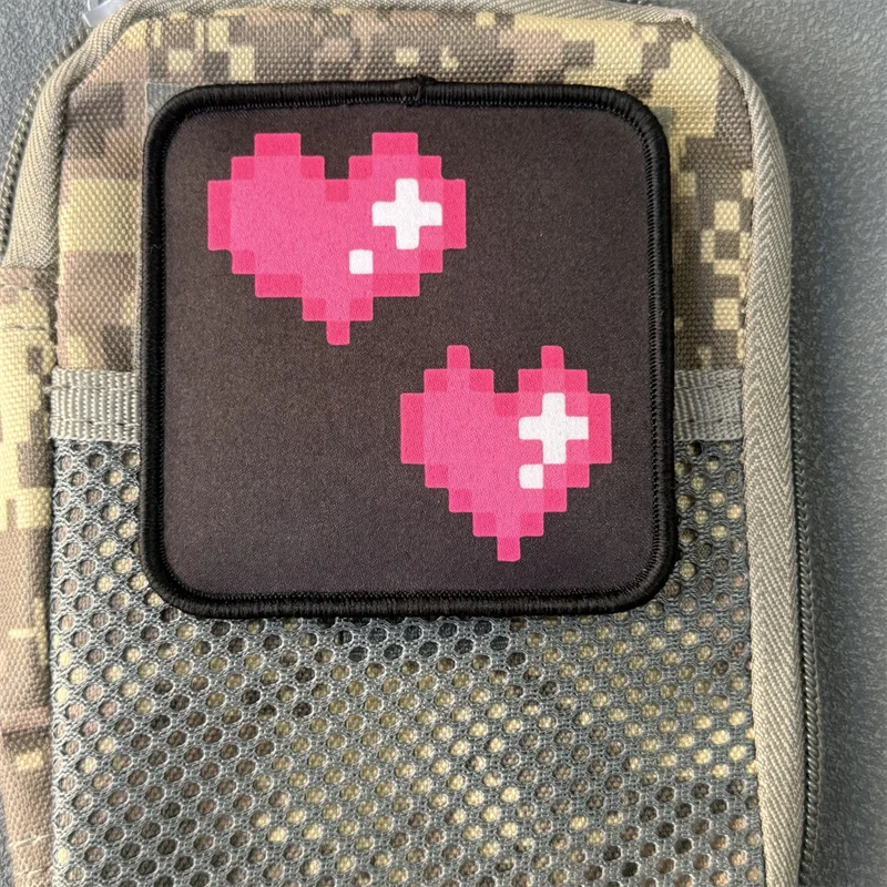 Parche táctico "en forma de corazón", insignia de moral militar, impresión de gancho y bucle, mochila, accesorios de decoración de ropa, pegatinas, brazalete - imagen 3