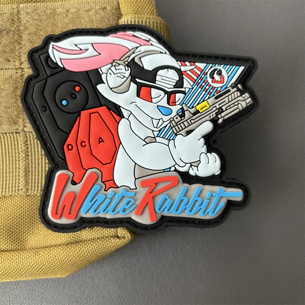 Parche de PVC de guerrero salvaje de Anime, 12 señales de animales de dibujos animados, parches tácticos de conejo, insignia de moral del ejército militar, pegatinas para mochila - imagen 2