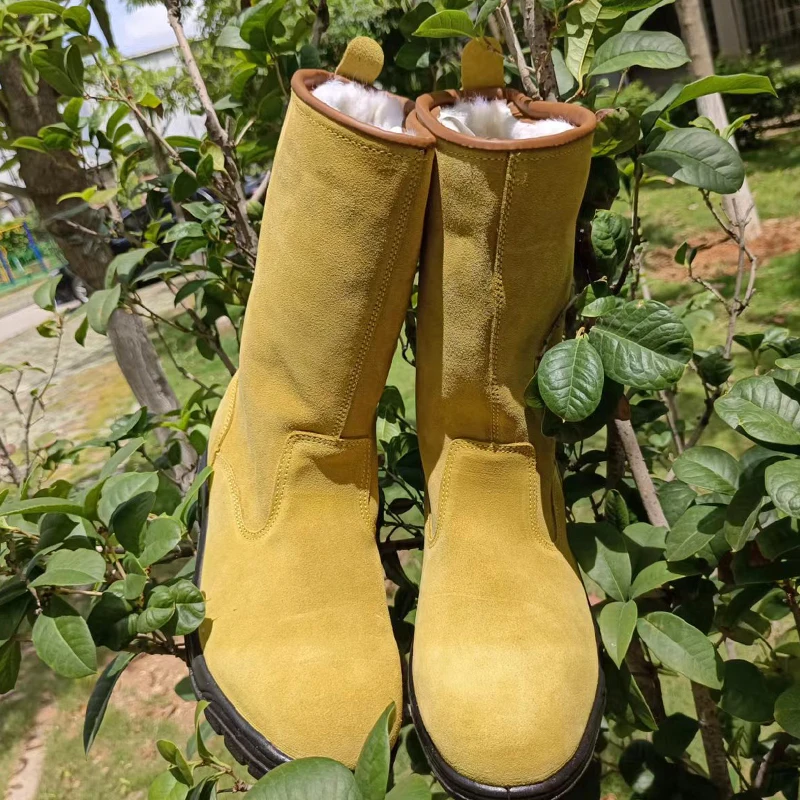 Zapatos de senderismo de cuero de vaca para hombre, botas de caza impermeables, botas de nieve de lana de alta calidad, zapatos de Trekking al tobillo, zapatillas de trabajo - imagen 3