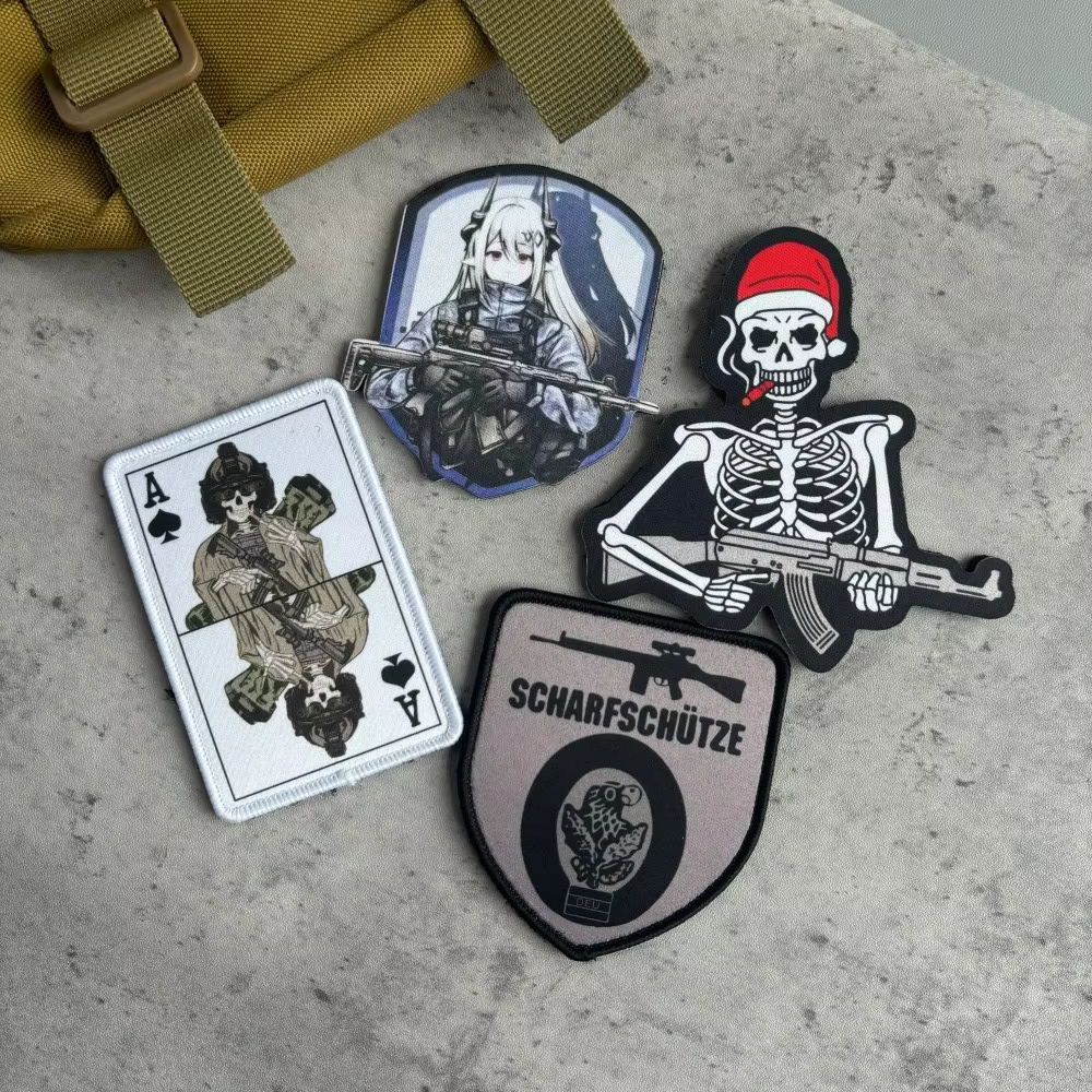 Parche táctico velcro calavera navideña – Moral militar - imagen 2