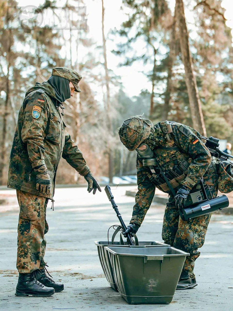 Chaqueta de abrigo a prueba de viento de estilo medio de combate táctico de punto de jungla alemán al aire libre - imagen 3