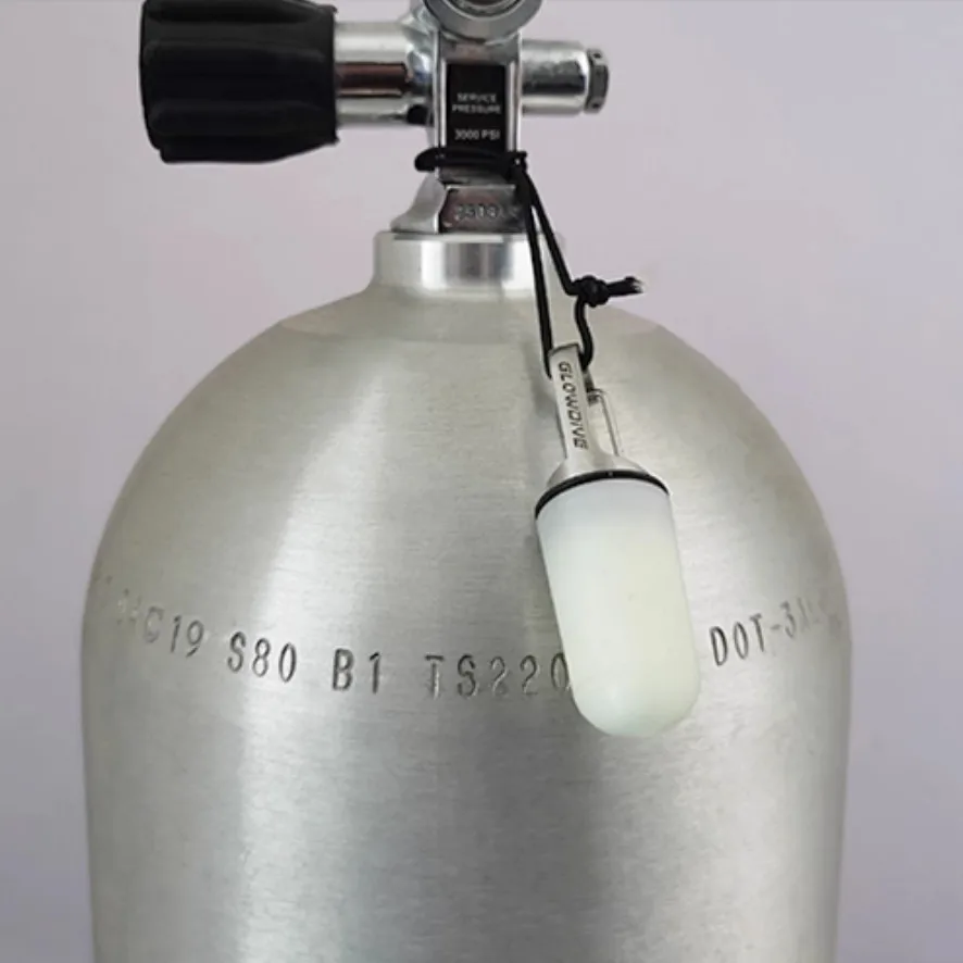 Luz sumergible táctica – Iluminación subacuática hebilla acero - imagen 5