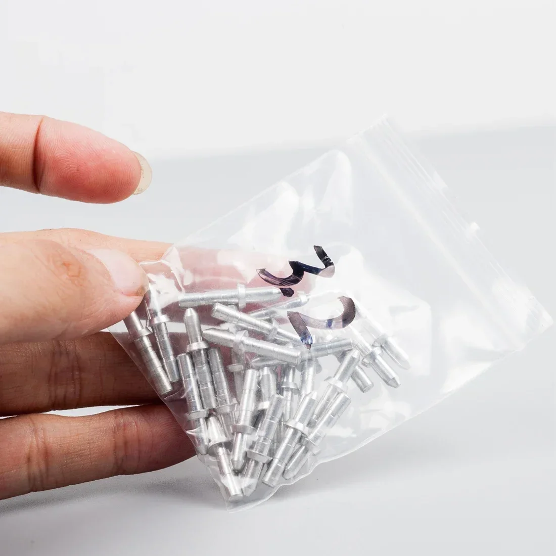 12 Uds. Nocks de pasador de flecha tamaño L + pasador de aluminio para ID 3,2mm 4,2 Mm 6,2 Mm eje de flecha arco accesorios de tiro con arco - imagen 5