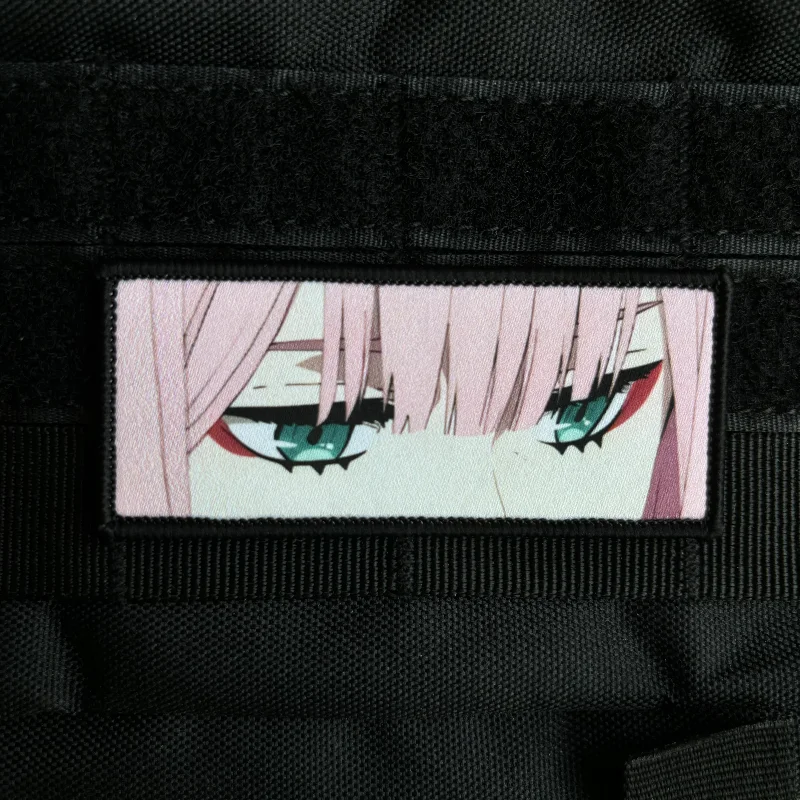 DARLING in The FRANXX Zero Two Morale insignia Anime Girls ojos parche de personaje gancho y bucle impresión pegatina para mochila táctica - imagen 3