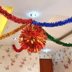 Guirnalda decorativa de oropel brillante fácil de colgar