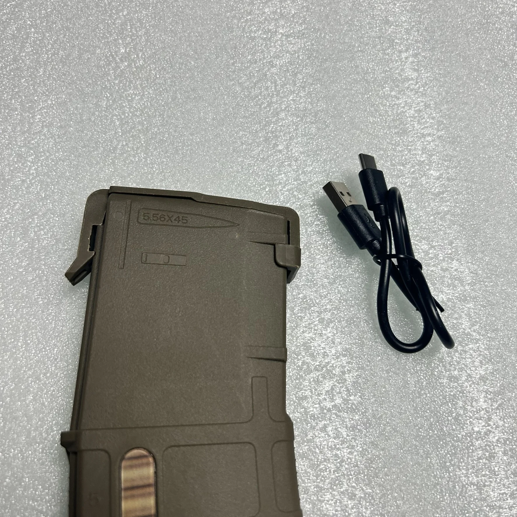 Modelo de revista PMAC: carcasa de banco de energía de batería reemplazable con INDICADOR DE BATERÍA (batería no incluida) - imagen 5