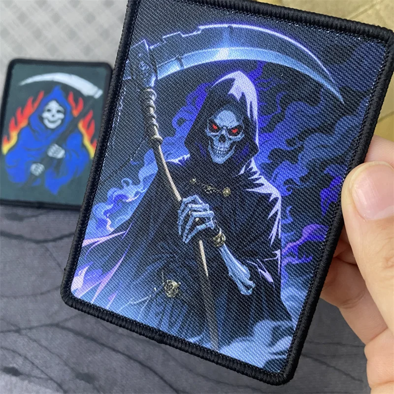 Insignia de moral táctica de hoz de muerte, parche Hellbringer Reaper, brazalete militar, gancho y bucle, accesorios para mochila al aire libre, pegatinas - imagen 4