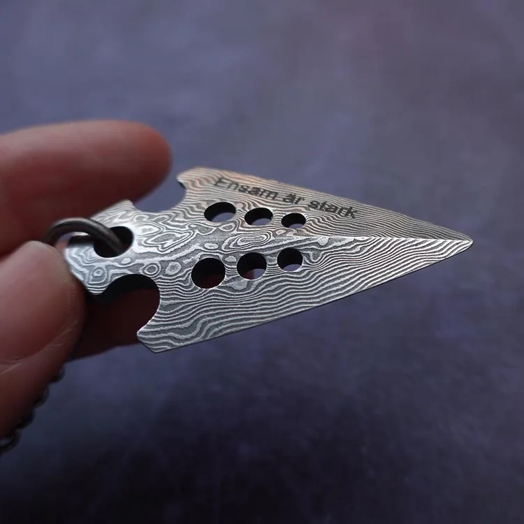Collar de titanio para hombre, colgante de flecha de personalidad de Damasco de estilo vikingo, punta de flecha forjada a mano - imagen 3