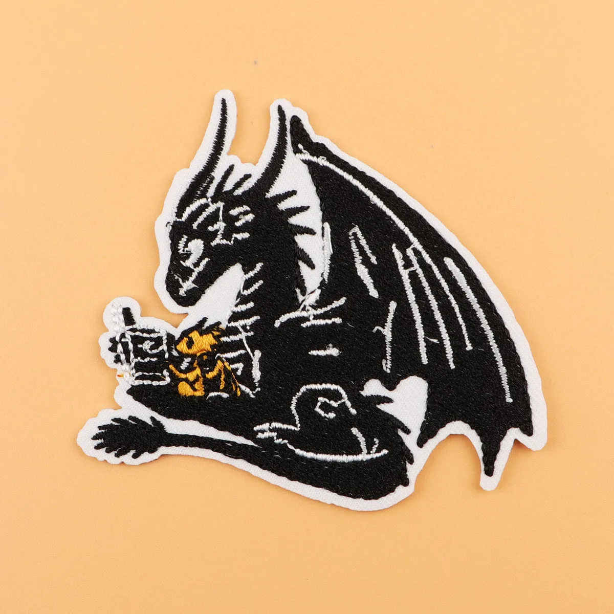 Parche bordado de dragón negro, parches termoadhesivos de dibujos animados para planchar para ropa, insignias para coser DIY - imagen 4