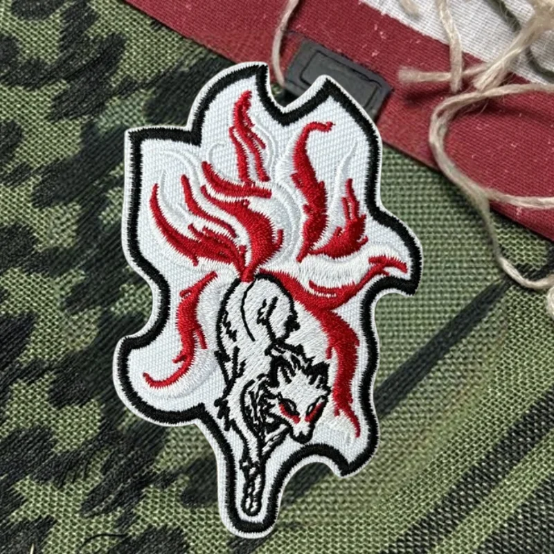 Parche bordado de zorro de nueve colas, chaleco táctico, insignia de moral con gancho y bucle, pegatinas decorativas para mochila, parches para brazalete para ropa - imagen 2