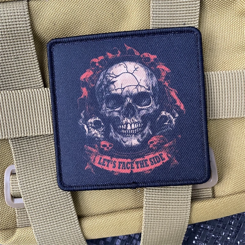 Tácticas de calavera negra y roja, emblema de moral militar, brazalete con personalidad, parche estampado de gancho y bucle moral de ropa, pegatina para mochila - imagen 5
