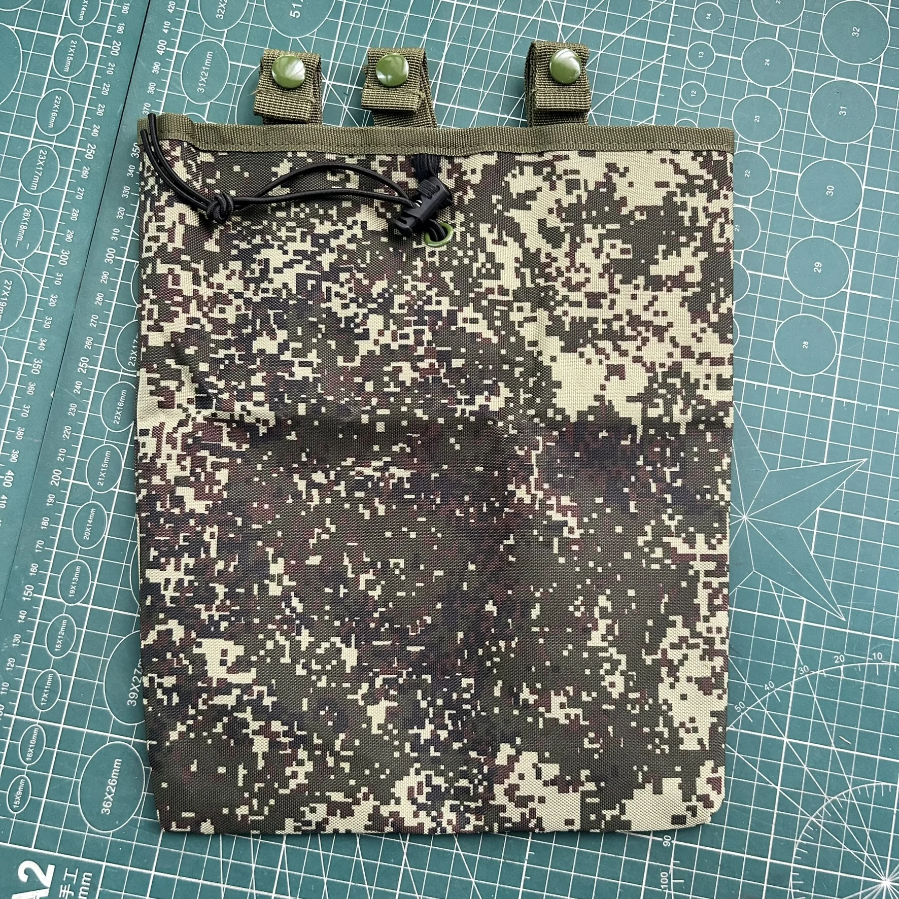 ​ Bolsa de campo táctica: organizador de accesorios y equipos para acampar al aire libre (EMR Camo) - imagen 2