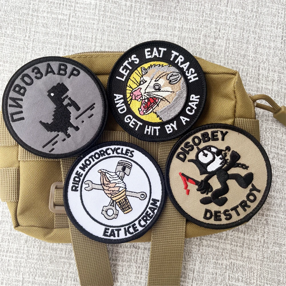 Pivosaur-insignia de moral, parche bordado de cuchillo sangriento de gato negro, mochila táctica, brazalete militar