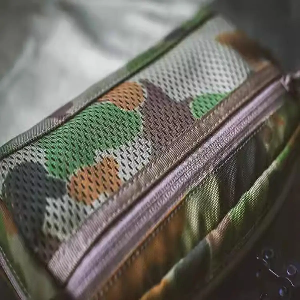 Bolsa de almacenamiento conveniente de camuflaje para acampar al aire libre, bolsa de artículos de tocador ligera, bolsa de maquillaje - imagen 5
