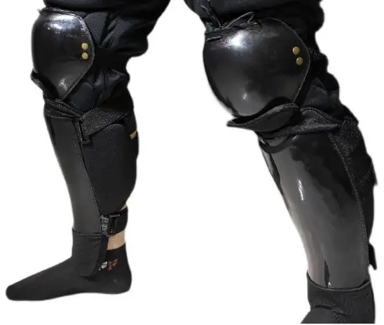 Armadura de espinilleras de acero para lucha contra espadas con rodillera para una protección mejorada - imagen 3