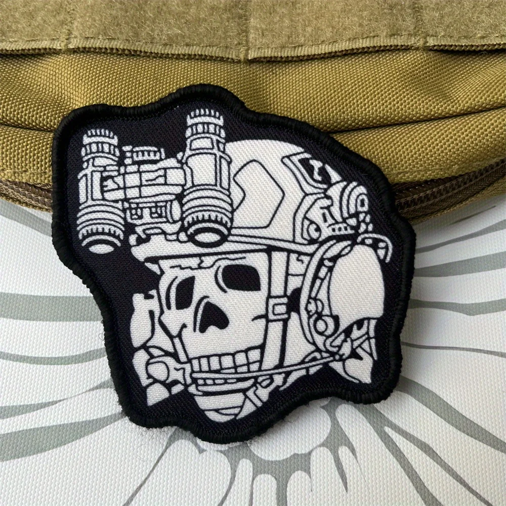 Parche táctico Toten Operator NVG Morale, mochila militar, pegatina decorativa, parches de gancho y bucle impresos con calavera para ropa - imagen 2