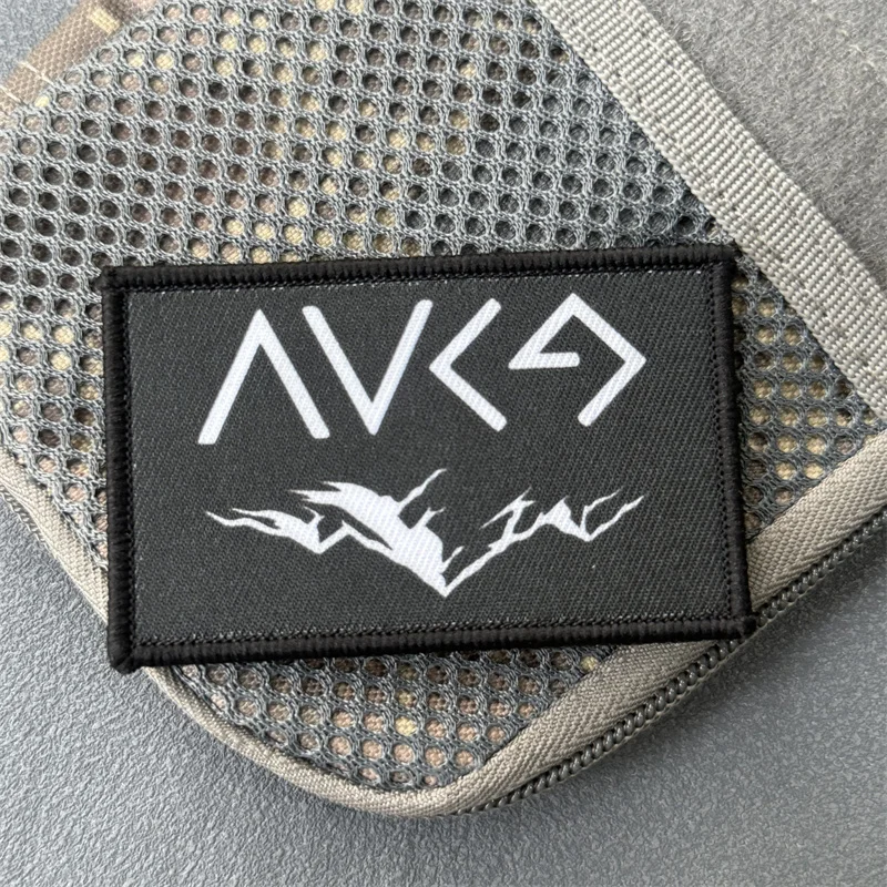 Parche impreso "God Is Greater", insignia de moral táctica, gancho y bucle, mochila militar, accesorio de decoración de ropa, brazalete adhesivo - imagen 5