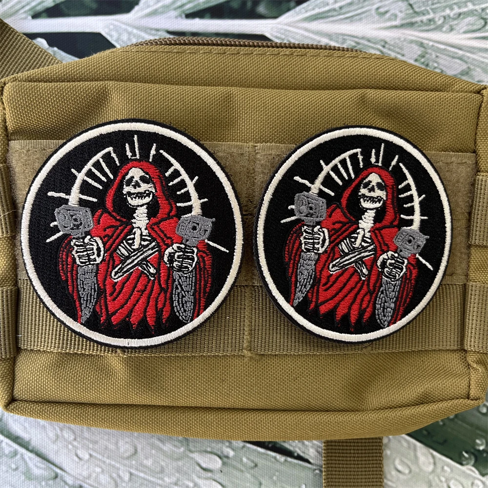 Parche de insignia de moral de esqueleto, parches bordados, pegatinas tácticas de gancho y bucle, preparar para disparar con una pistola - imagen 3