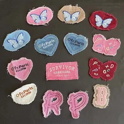 Pegatinas de dibujos animados para ropa, insignias de letras, corazón, mariposa, apliques de tela, bordado, parches cosidos para Jeans, ropa, 5 piezas