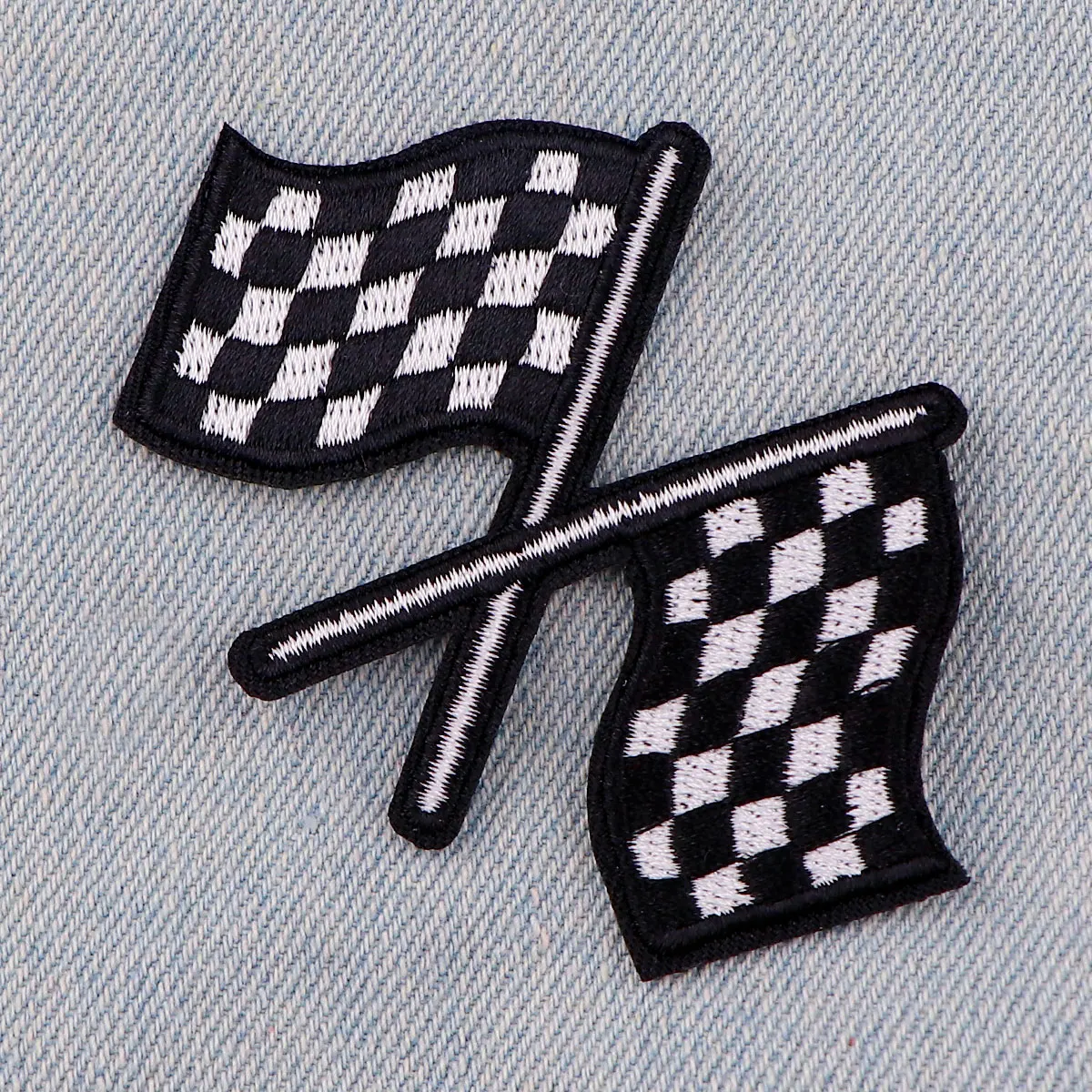 Parche de bandera de carreras, parche bordado blanco y negro clásico, parches para planchar para ropa, parches termoadhesivos para ropa, insignias DIY - imagen 3