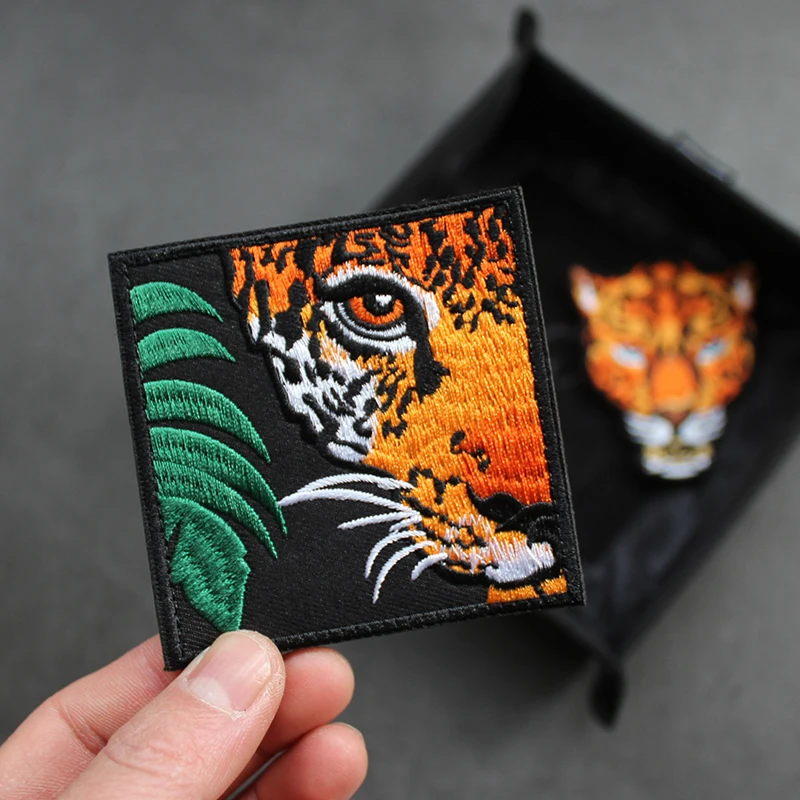 Accesorios para bolsa al aire libre, insignia de tigre de la selva, brazalete colorido completamente bordado, ropa de moral, parche para chaqueta de mochila con gancho y bucle - imagen 5