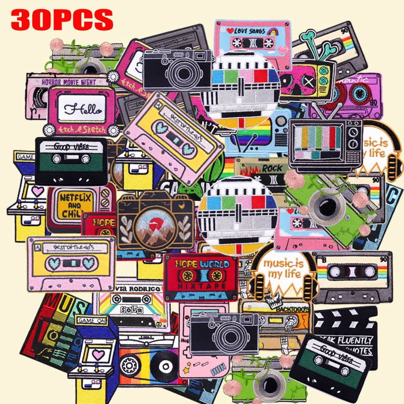 10/20/30/40/50 Uds cinta de envío aleatorio TV/parche bordado con letras de dibujos animados DIY parches termoadhesivos para ropa - imagen 5