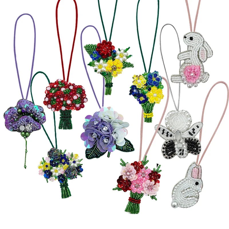 Cuentas de diamantes de imitación hechas a mano con flores 3D, parches de cuerda para colgar, colgantes para mochila, parches de cordón de cristal, decoración colgante para bolso - imagen 4