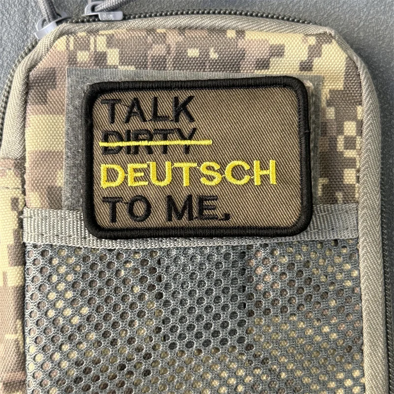 Parche "Talk Dirty Deutsch To Me", insignia táctica de moral, gancho bordado y bucle, mochila, decoración de ropa, pegatina, brazalete - imagen 3