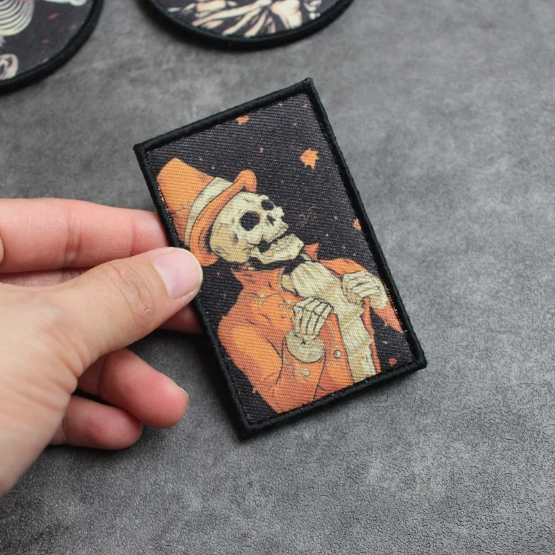 Parche táctico con estampado de calabaza, insignia de calavera de noche de Halloween, insignia de moral de gancho y bucle, pegatina de mochila al aire libre, Victoria, otoño - imagen 4