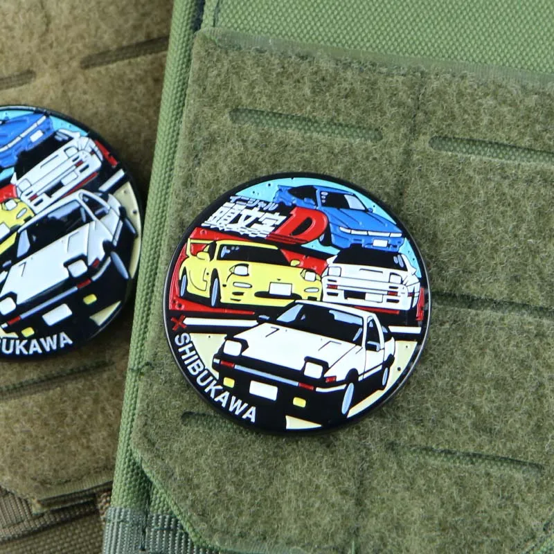 Parche de Metal inicial D Racing Shibukawa, insignias tácticas de Anime, bricolaje creativo para ropa, pegatina de decoración de mochila con gancho - imagen 3