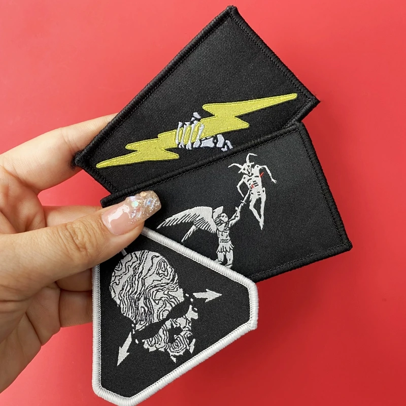 Parches de tela del diablo y del ángel, parche triangular de calavera con gancho y bucle para Barba pirata de Edward, insignias de moral relámpago, pegatinas tácticas - imagen 2