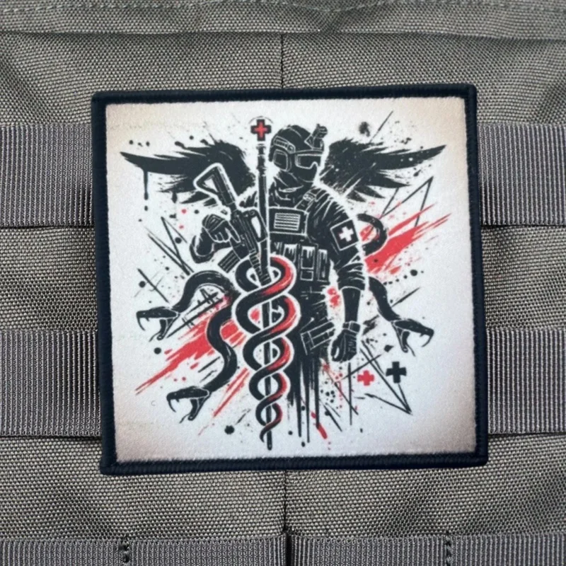 Parche táctico "serpientes y medicina", brazalete impreso, insignia de moral, parches con gancho, pegatinas para mochila y ropa - imagen 5